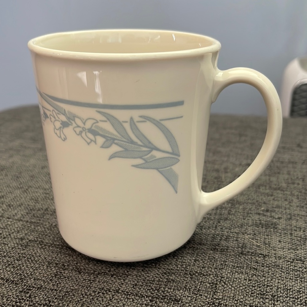 Corning Corelle Blue Leaf & Flower Pattern Coffee Cup